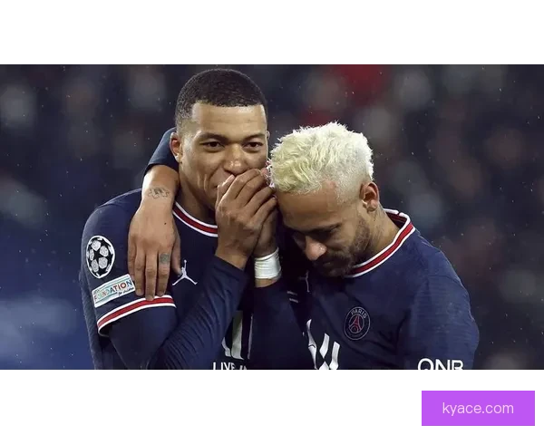 内马尔任意球技惊四座精妙弧线让姆巴佩当场看呆